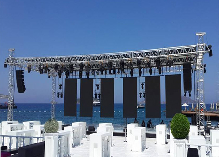 Back Maintenance P3 Rental LED Displays 52x52 dots For Advertising Outdoor