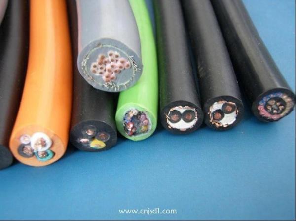 PUR wear resistant with overall copper screen robot cable EKM70973 for high