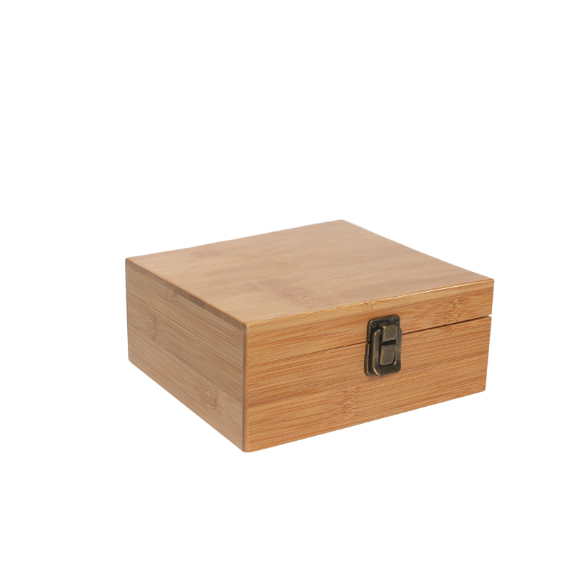 Luxury Bamboo Gift Box with White Cover and Gold Clasp