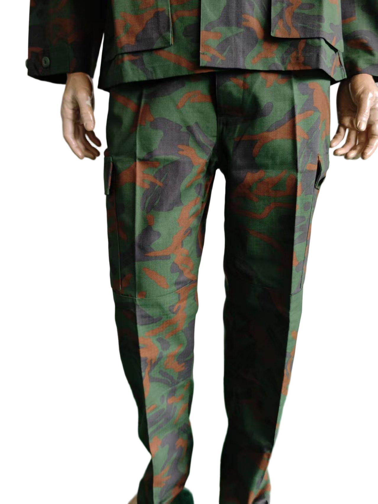 BDU Woodland Combat Uniform Multi Pocket System Tactical Uniform Clothing Custom made Forest Camouflage Tactical Clothing Set