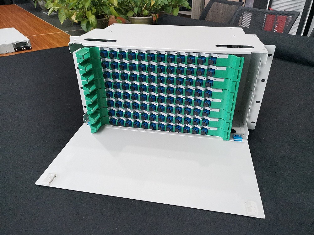 FTTB FTTX 96FO Rack Mount Patch Panel 19" ODF Include 8 Sliding Trays