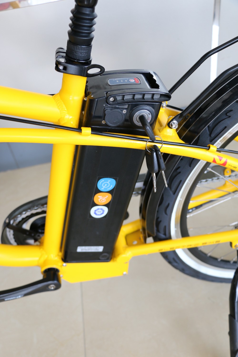 26 Inch 500W 48V Beach Cruiser Electric Bike With Double Disk Brakes And LCD Display