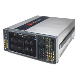 Keysight Agilent M9384B VXG Microwave Signal Generator up to 44GHz