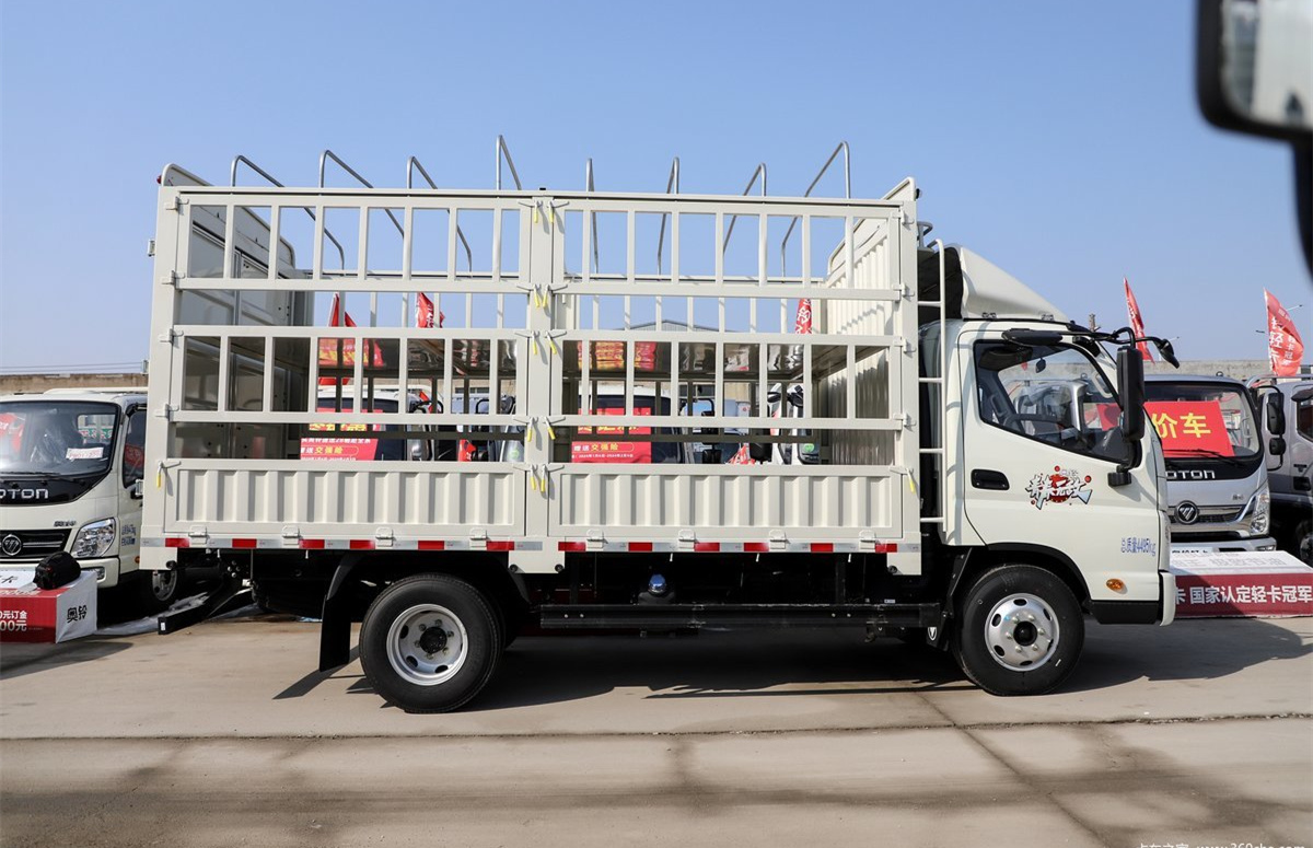 Foton Aoling MRT Youth Invincible Edition 146 Horsepower 4.17 Meters Single-row Grille Light Truck