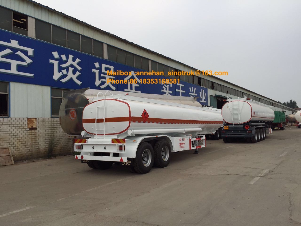 Q235 50000L 3 Axles Oil Tank Trailer With Two Pipes