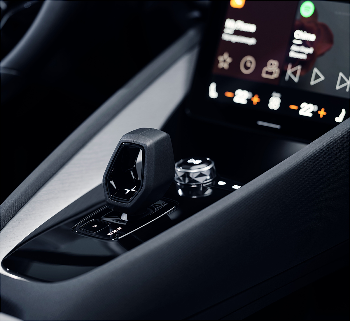 2023 Polestar 2 's Latest 4 Wheel Electric Vehicle with 250 Max Speed and 2735mm Wheelbase