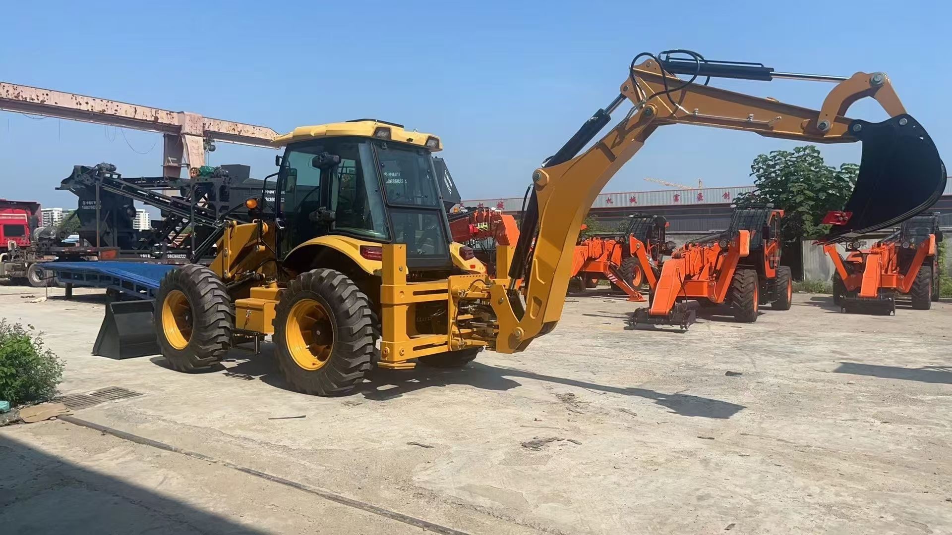 The CAT430F Backhoe Loader Has Excellent Excavation And Loading Capabilities