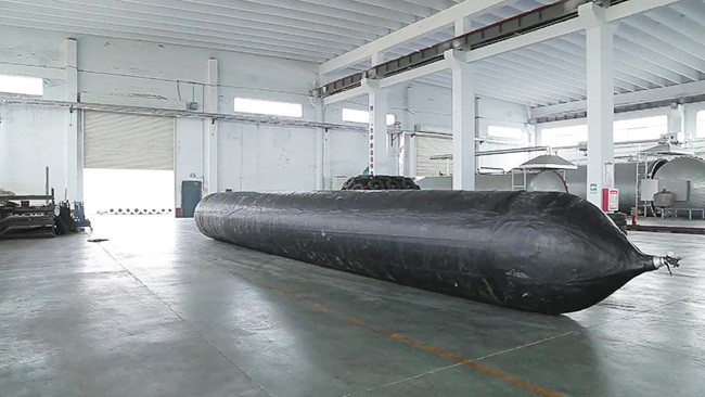 OEM Cylindrical Ship Launching Balloon Inflatable Ship Launching Rubber Airbag