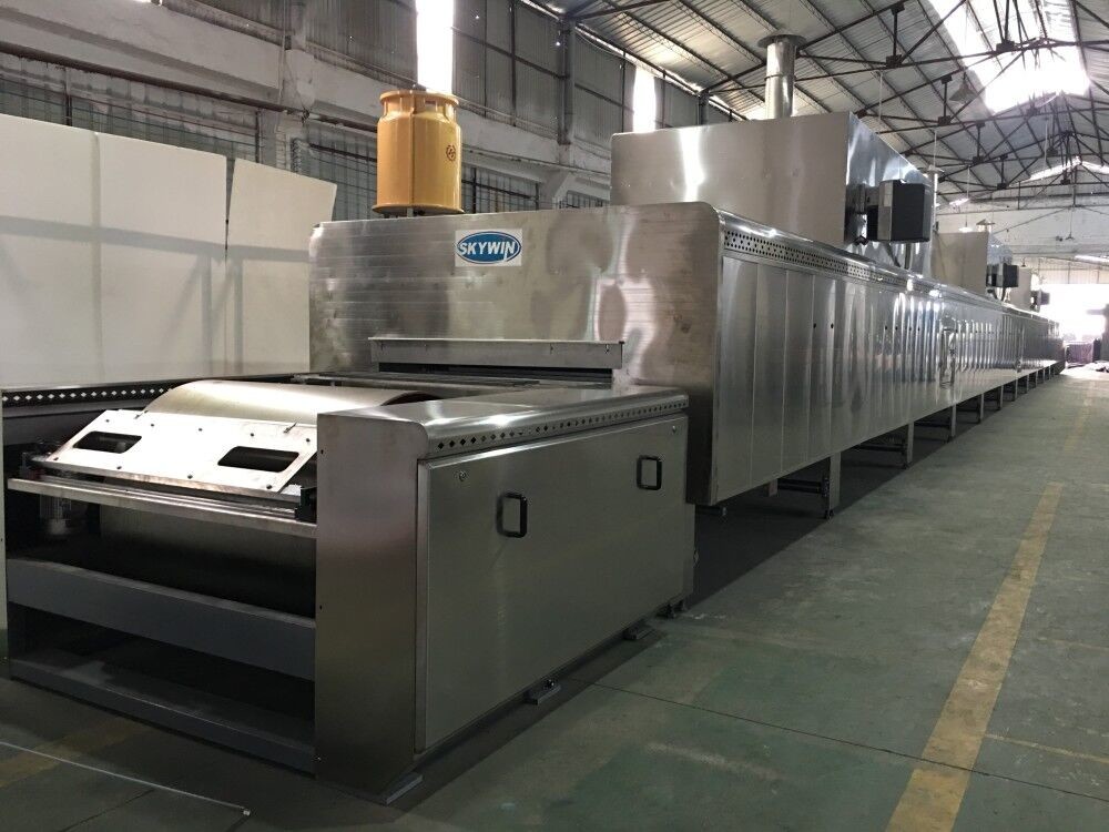 1800kg/Hr Automatic Biscuit Production Line For Hard Hello Panda Biscuit