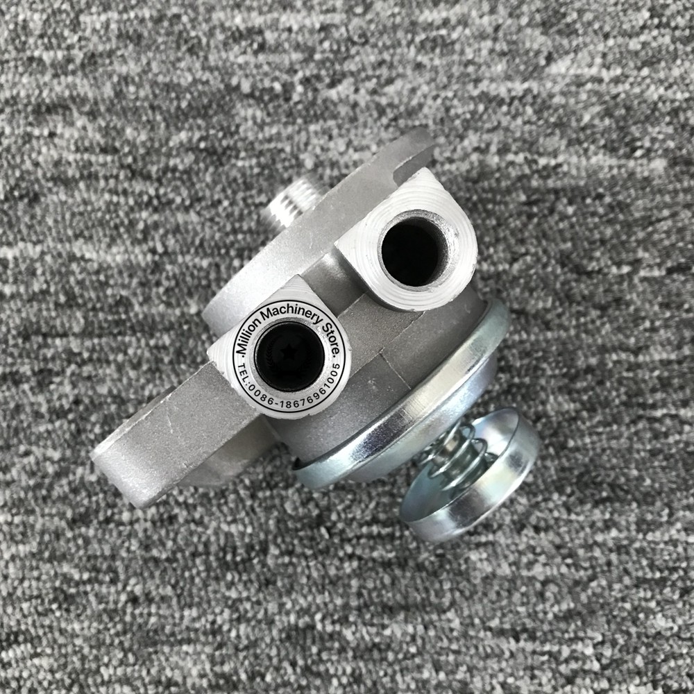 Truck Tractor Diesel Fuel Filter Assembly For FS19594 Oil Separator Diesel Holder Assembly Cummins