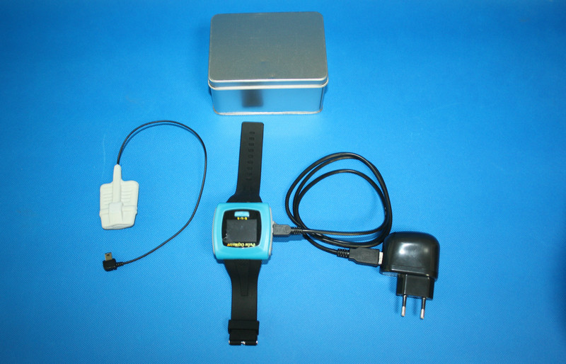 Bluetooth Wireless Wrist Pulse Oximeter With Rechargeable Battery