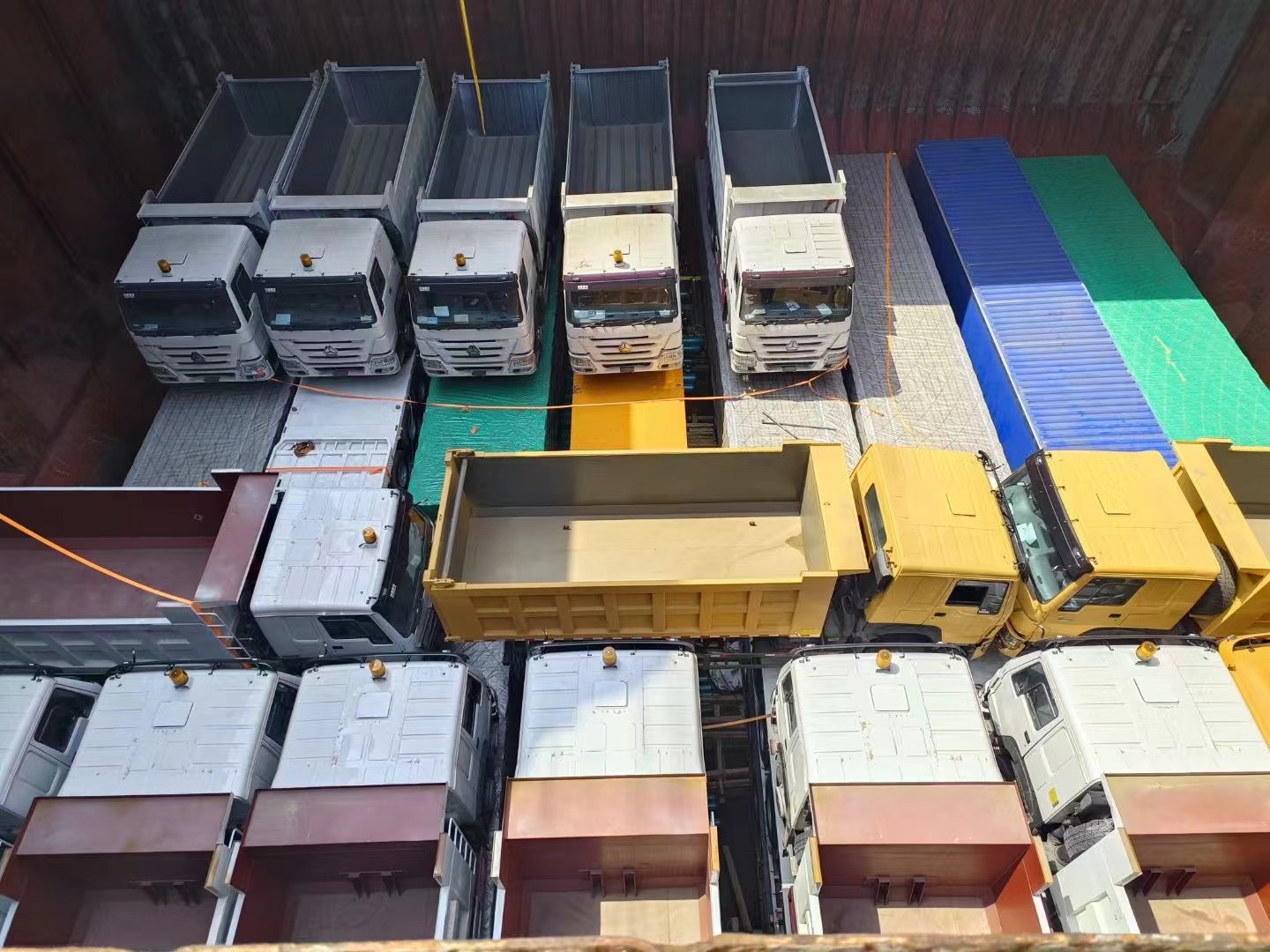 1.2 Tons Sanitation Truck 2525 Small Garbage Collection Truck Rear Loader