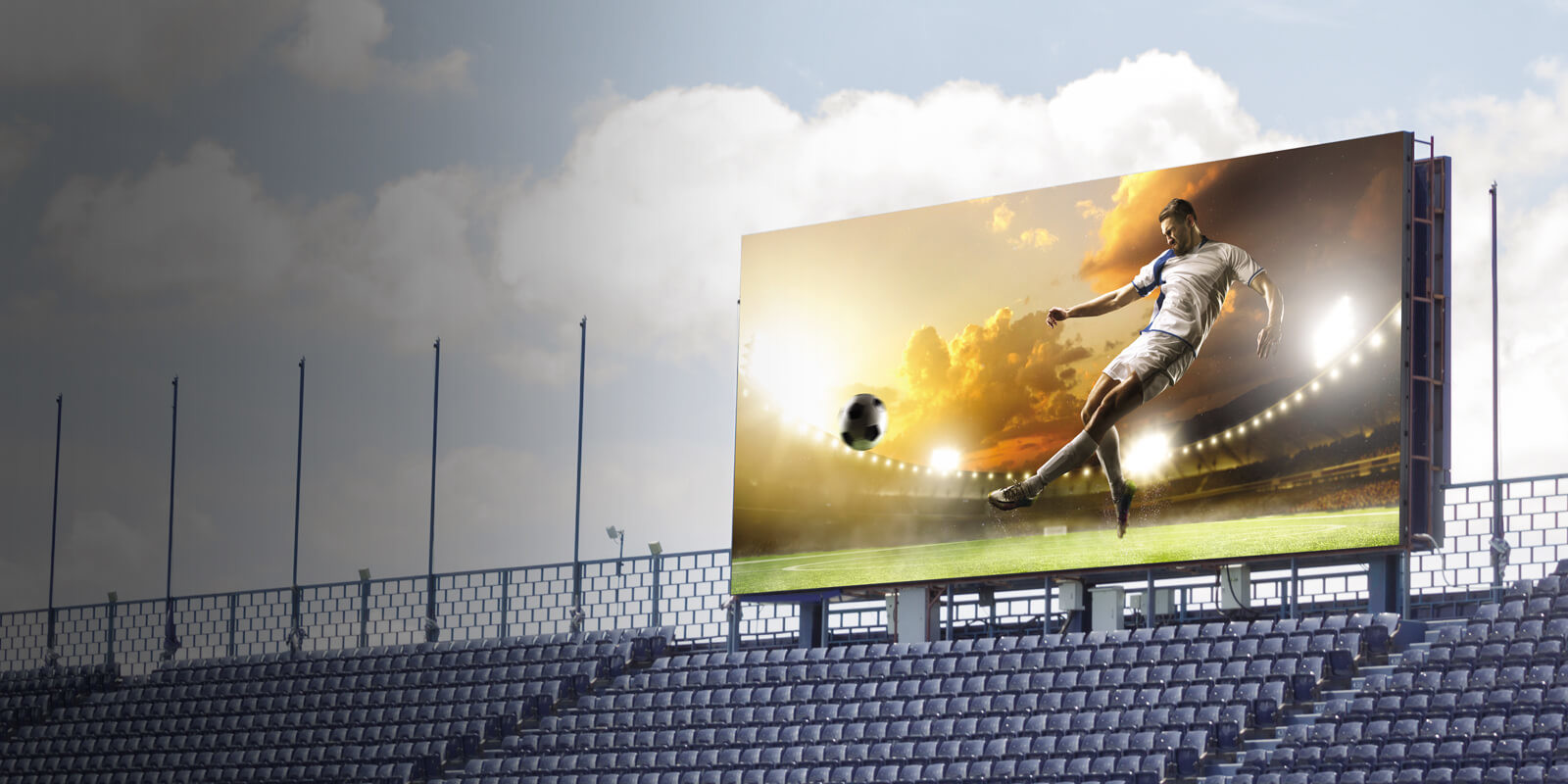 Clear Vivid Image P6.67 LED Stadium Advertising Boards Waterproof IP65 High Brightness 7000mcd/sqm