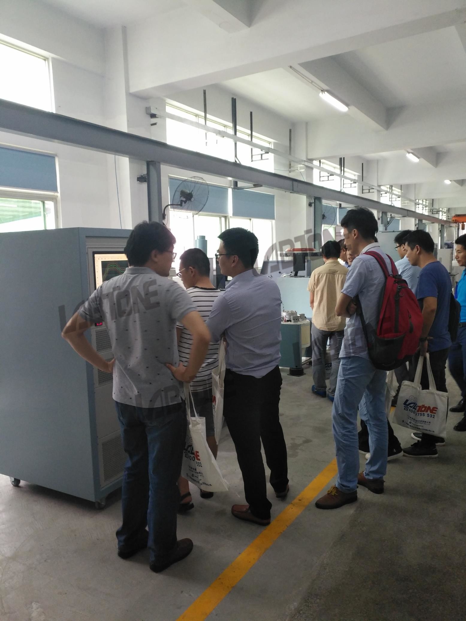 Sin and Random Vibration Test Machine With Vibration Controller And Power Amplifier