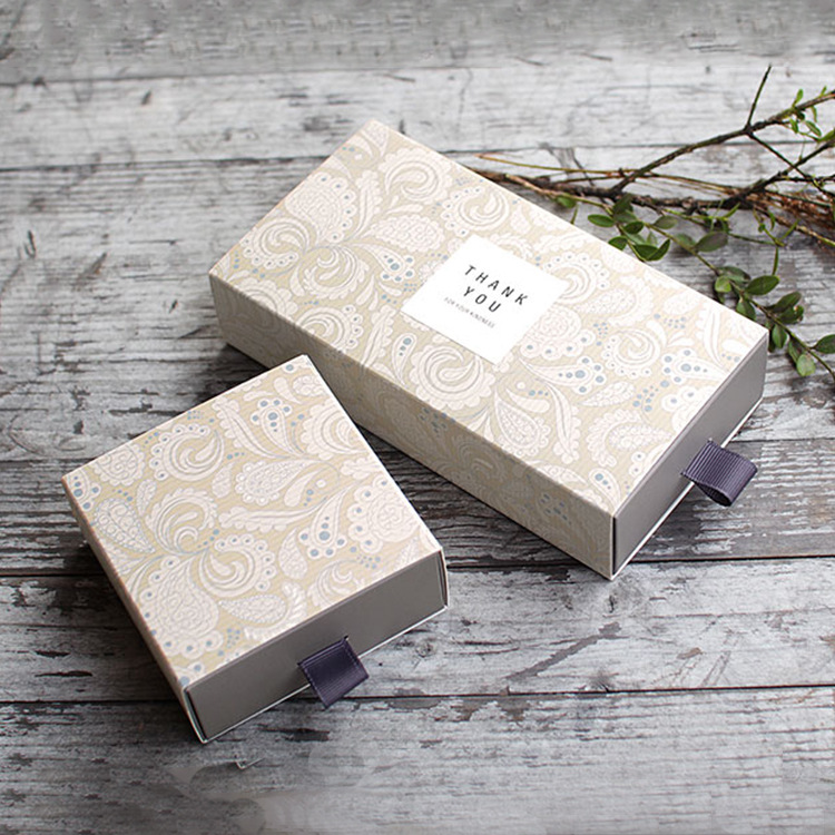 Eco-friendly Kraft Corrugated Paper Gift Box Packaging Insert for Gift Craft Industry