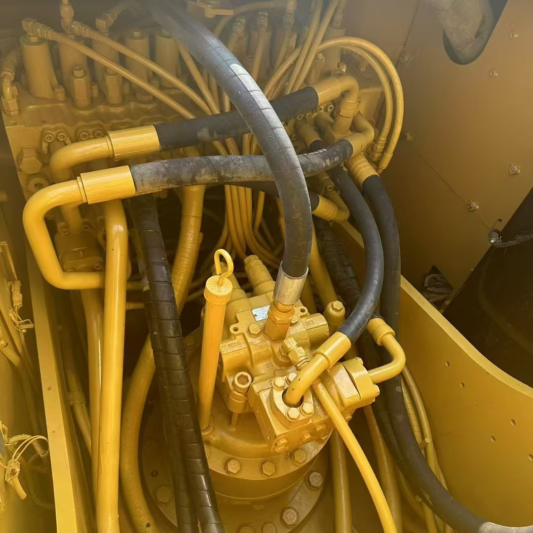 Second-Hand cat320D Excavator – Great Value for Your Construction Projects