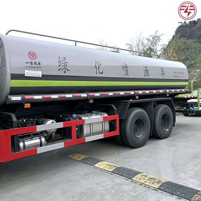 Dongfeng 290HP 6X4 10 Wheels 20 Cubic Meters Water Tank Water Sprinkler Tanker Trucks
