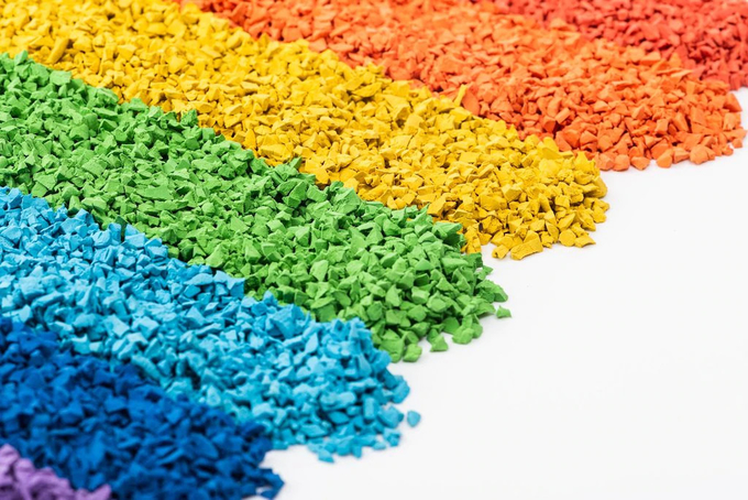 Elongation ≥ 100% EPDM Rubber Granule Density 1.4-1.6 G/Cm3 Hardness 60-70 Shore A