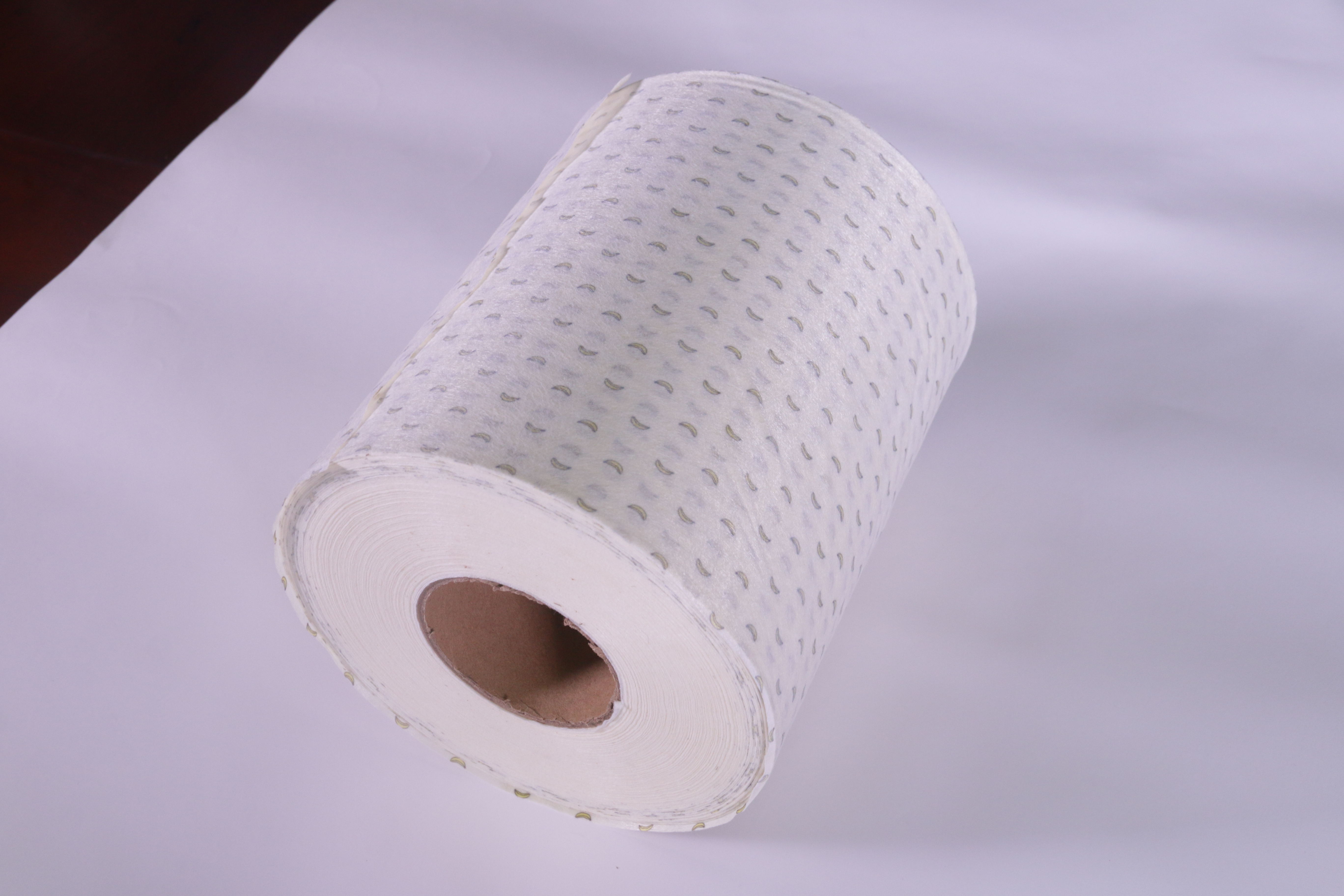 High Strength Spunlace Nonwoven Fabric Disposable Perforated Clean Cloth In Rolls
