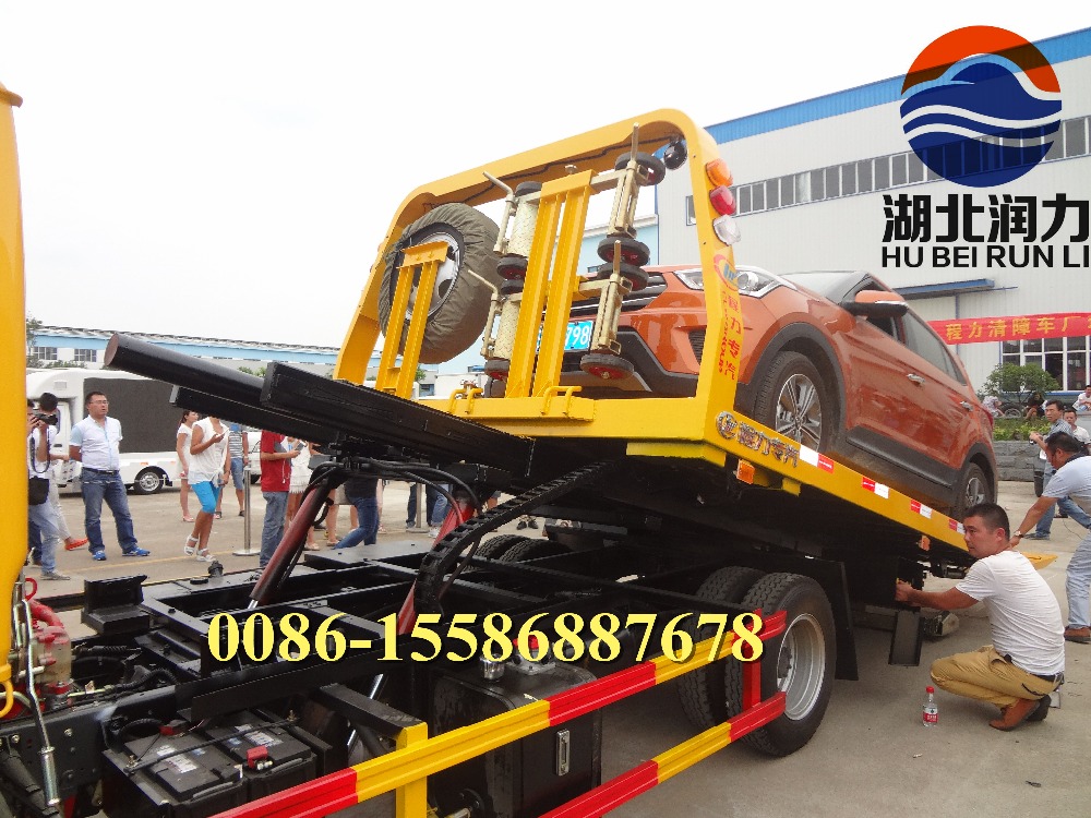 Diesel Fuel One Pull Two Tow Wrecker Towing Truck 95 kw/h Euro 3 Standard