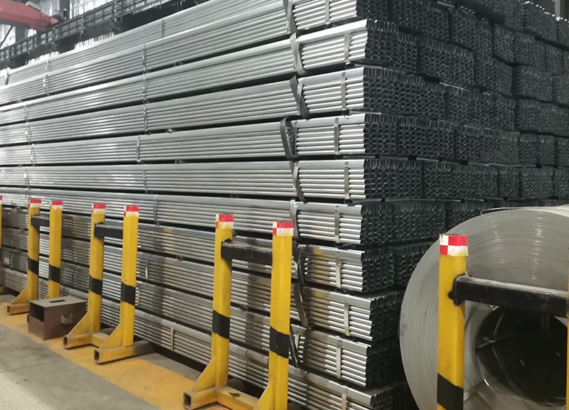 Factory Direct Supply Gi/Gl Round Tubes Carbon Steel Q235 Q195 S355 Hot Dipped Galvanized Round Pipe