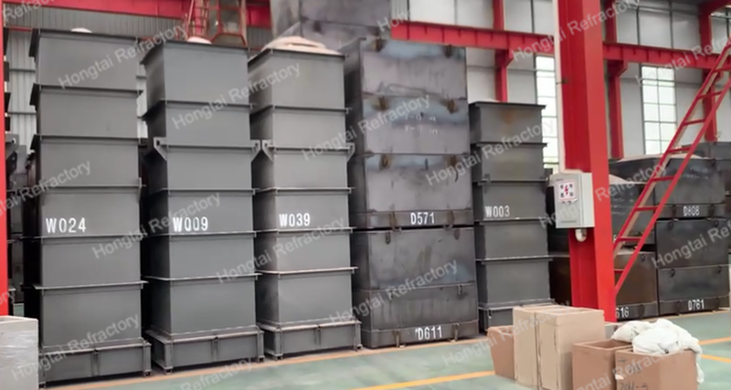 3-3.2 g/cm3 Bulk Density Electrocast Magmalox Block for Steel Industry Applications