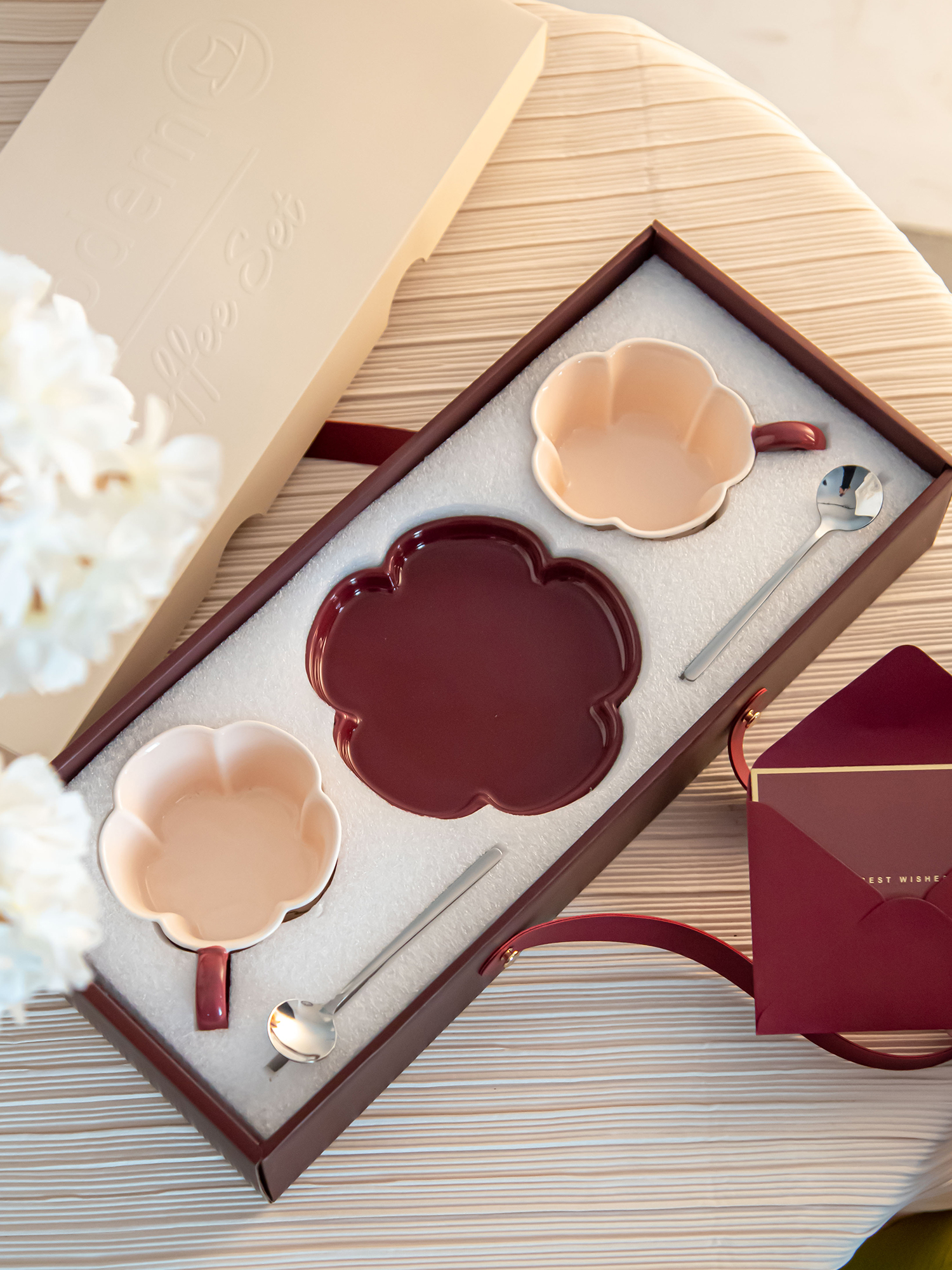 Vintage Afternoon Tea Flower Shaped Tea Cups And Saucers Cappuccino Mug Porcelain Set