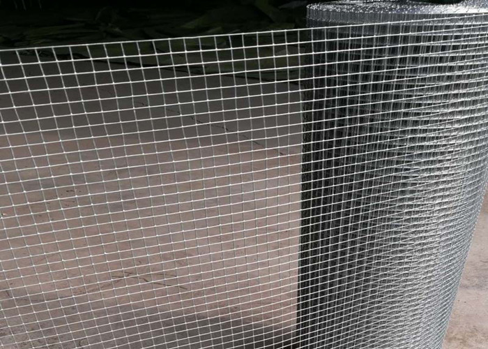 Plain Weave 2x2 Galvanized Wire Mesh Fence 30 Meters Long 1/4 Inch