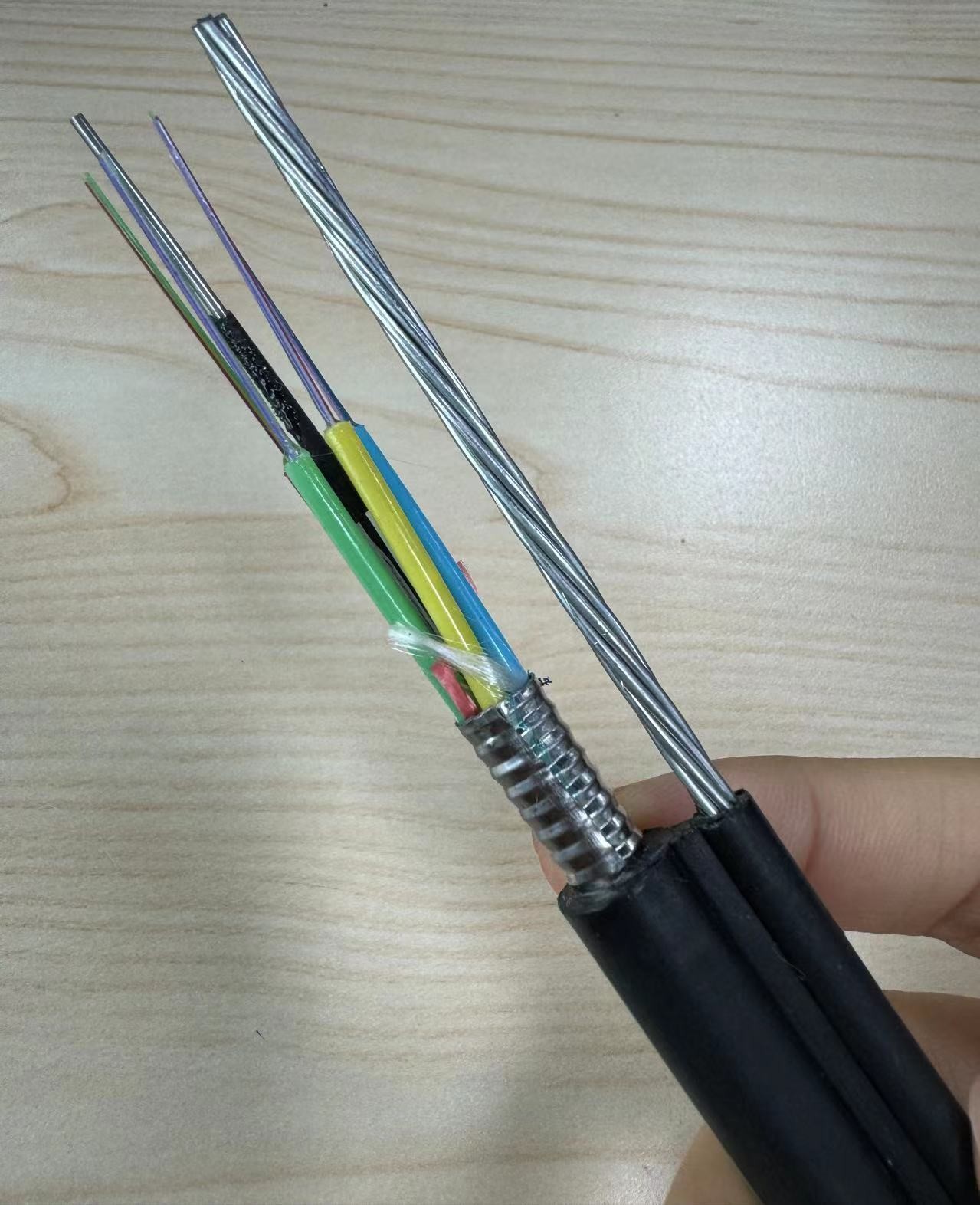 Manufacturer Outdoor Overhead Self Supporting Figure 8 Fiber Optic Cable Gytc8a Gytc8s