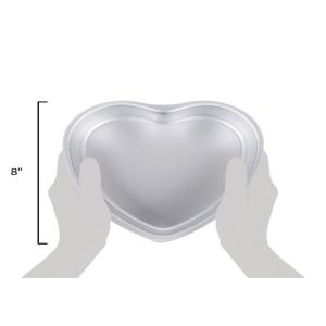 China RK Bakeware China Foodservice NSF Heart Shape Aluminum Cake Pan Cake Tin Cake Mould on sale