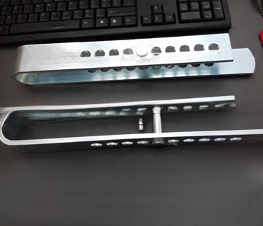 Cargo Shipping Container Security Door Lock Barrier Seal Black 250mm to 445mm and Low Maintenance Requirement