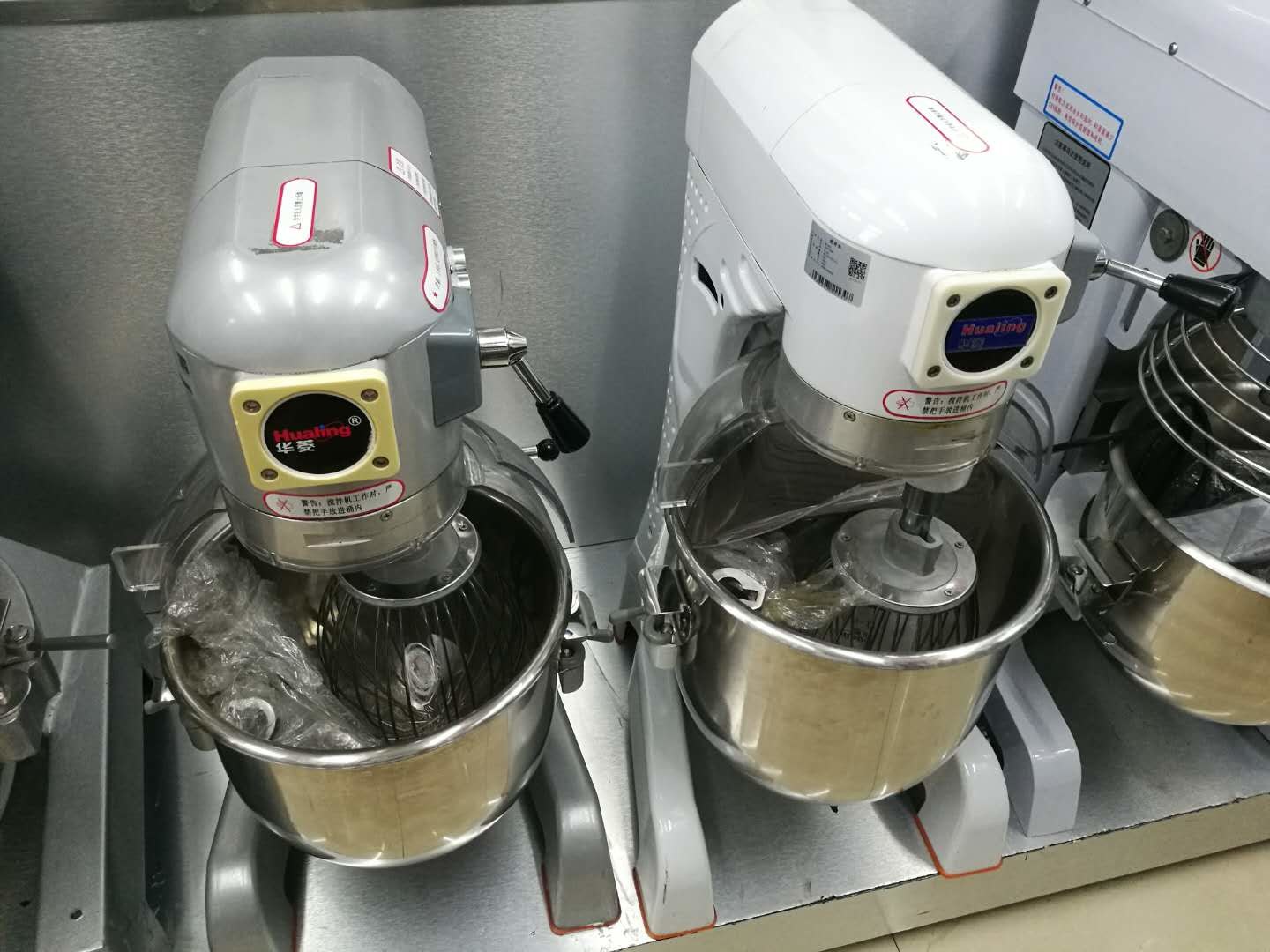 30L Heavy Duty Egg Beater And Dough Kneader With Meat Mincer Optional Food Process Machine