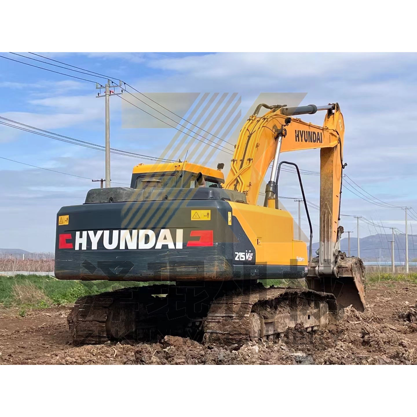 21000 KG Machine Weight Cummins Engine Used Hyundai 215-9T 215-9S Excavator in Shanghai