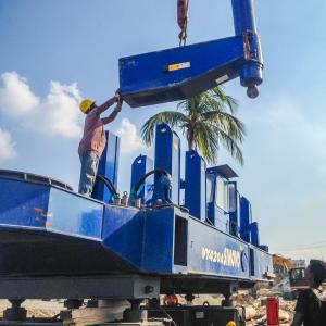 China PHC Concrete 5.24m/Min 650mm Hydraulic Static Pile Driver on sale