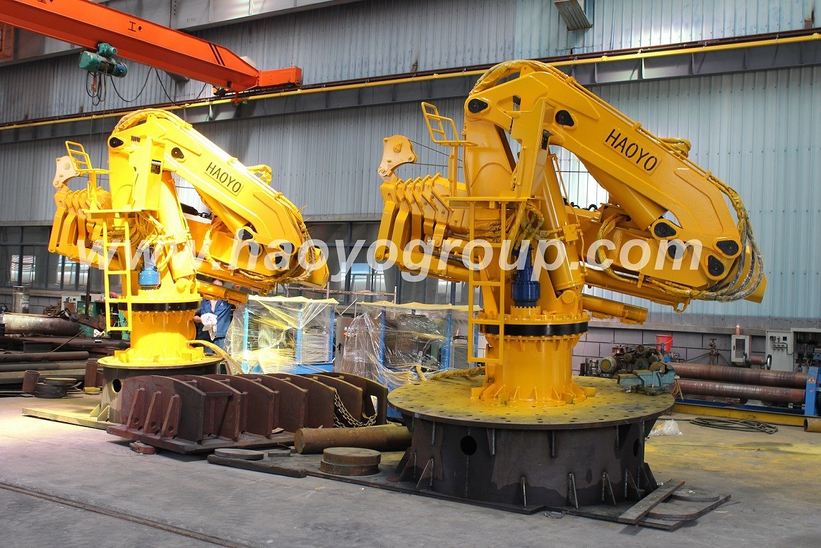 HAOYO 1.2TON 15M Hydraulic Foldable Boom Marine Crane For Sale