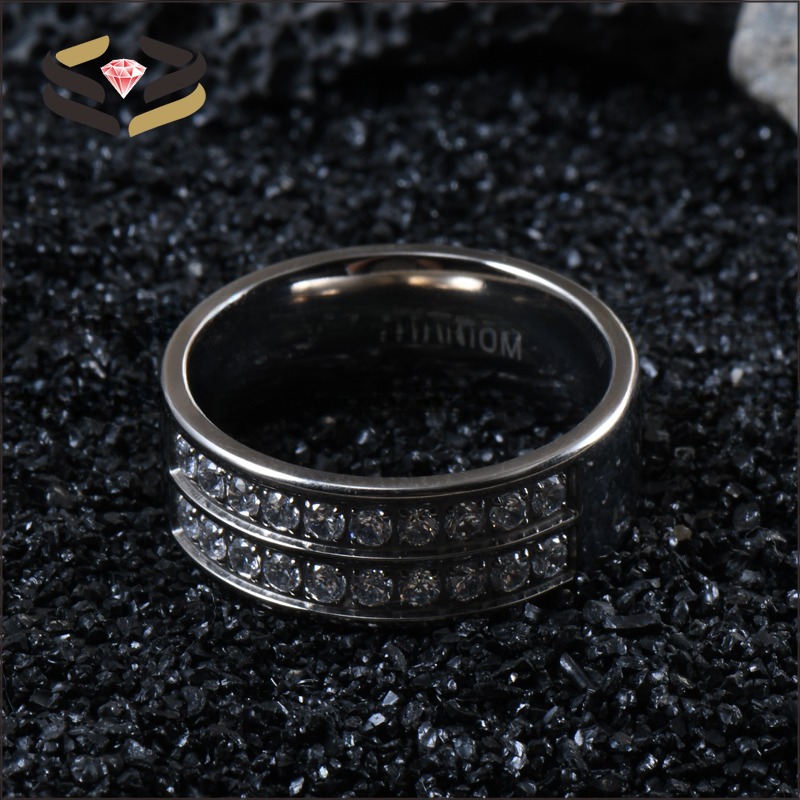 Men Wedding Silver Titanium Rings 8mm With Cubic Zircon Inlay