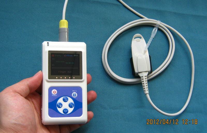 Touch Screen Digital Fingertip Pulse Oximeter , Handle Type