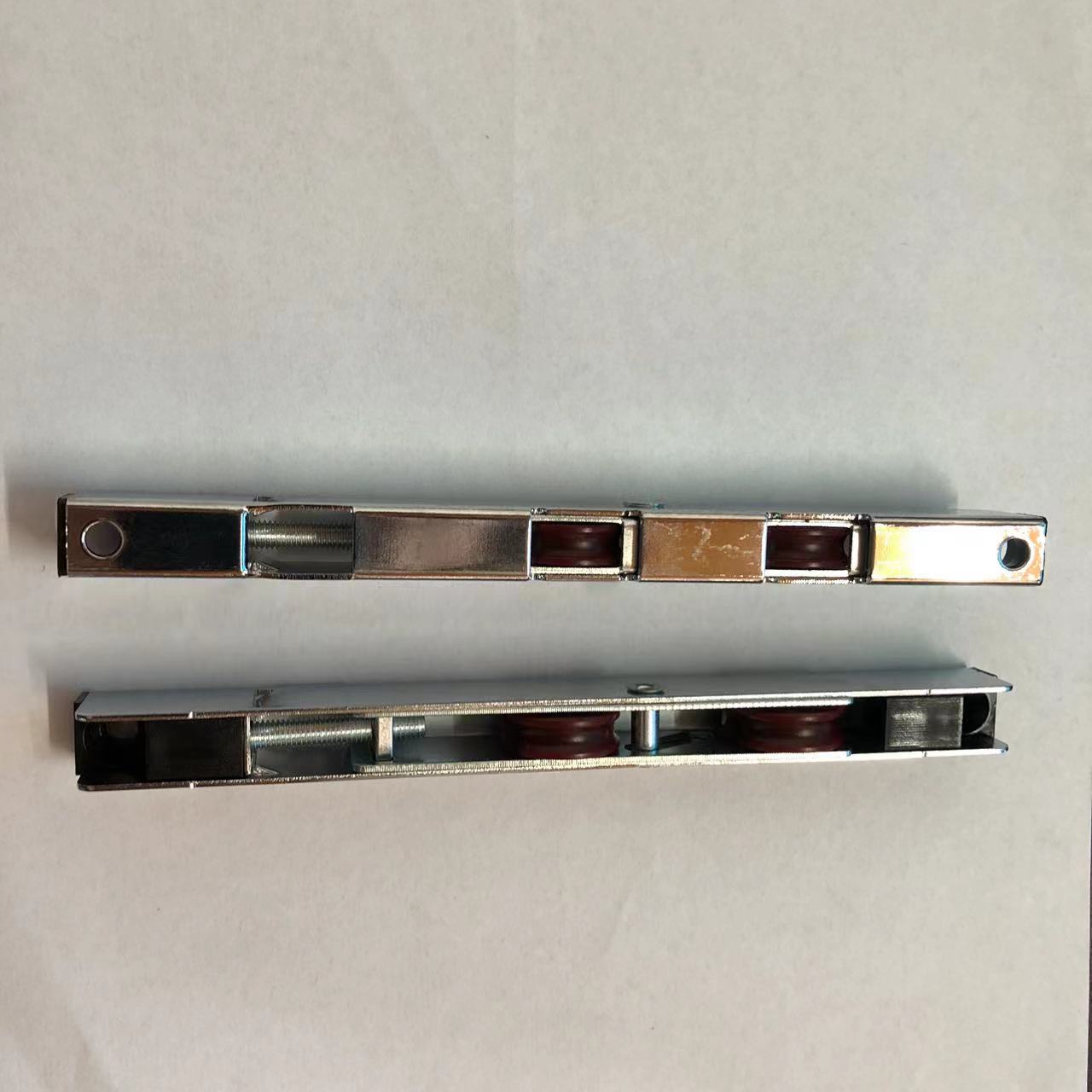 20mm Height Upvc Adjustable Stainless Steel Door Roller for Apartment Office Building
