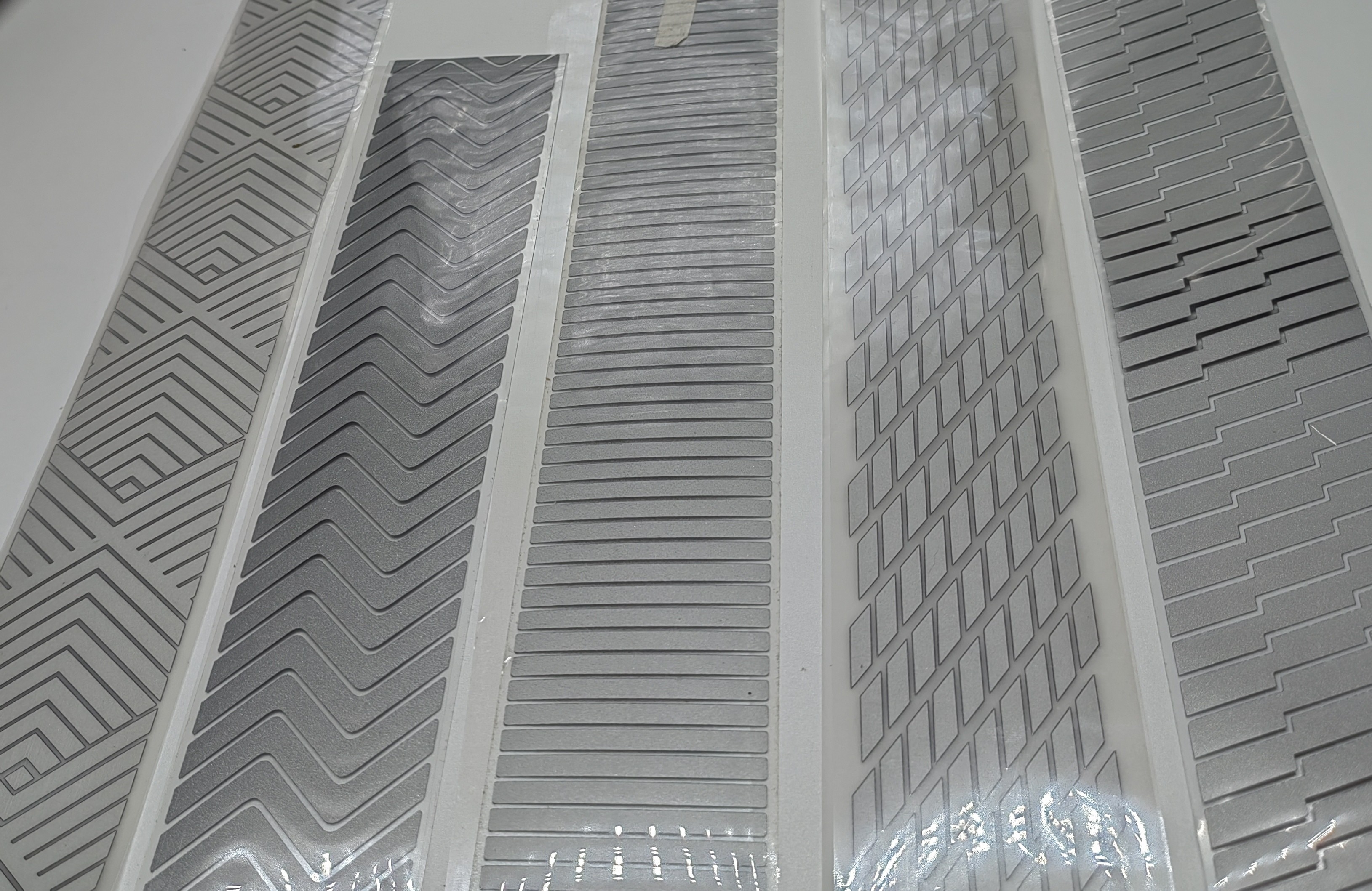 Elastic Rainbow Heat Transfer Reflective Film Easy To Cut And Laser Cut