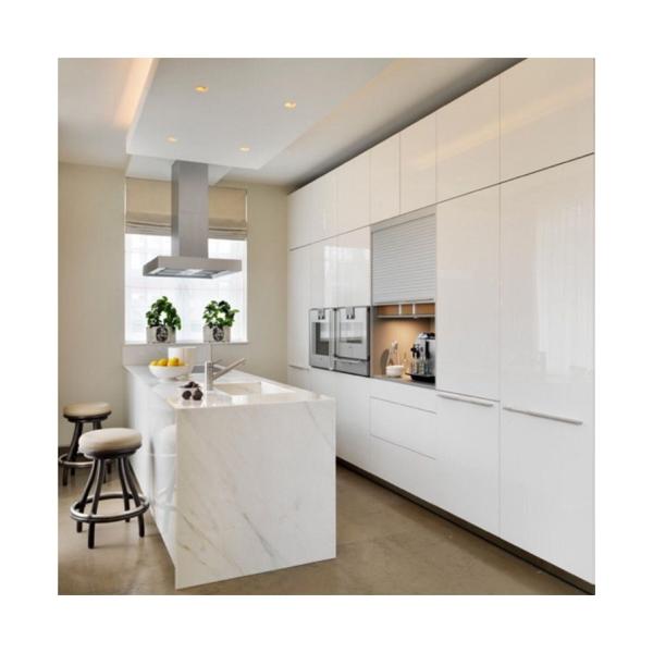 Melamine Board Luxury Kitchen Cabinet with Modern Style Design and Lacquer Door