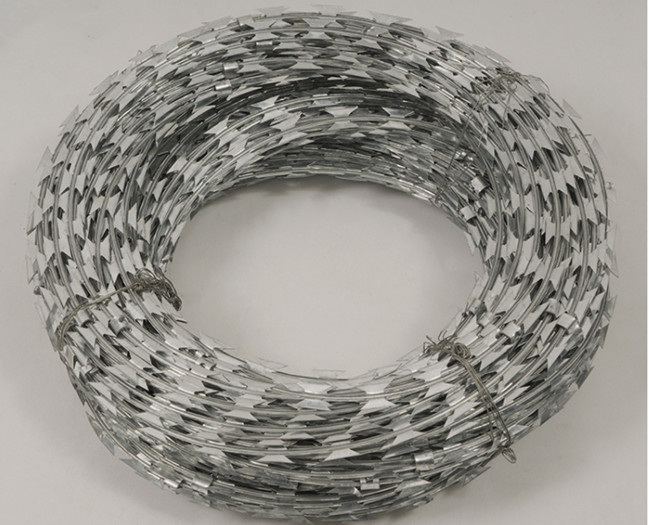 9M Security Fence Barbed Wire Top 56 Loops