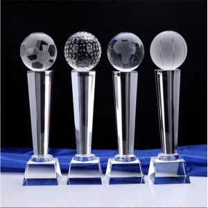 China Customized Crystal Glass Trophy With Ball On The Top on sale