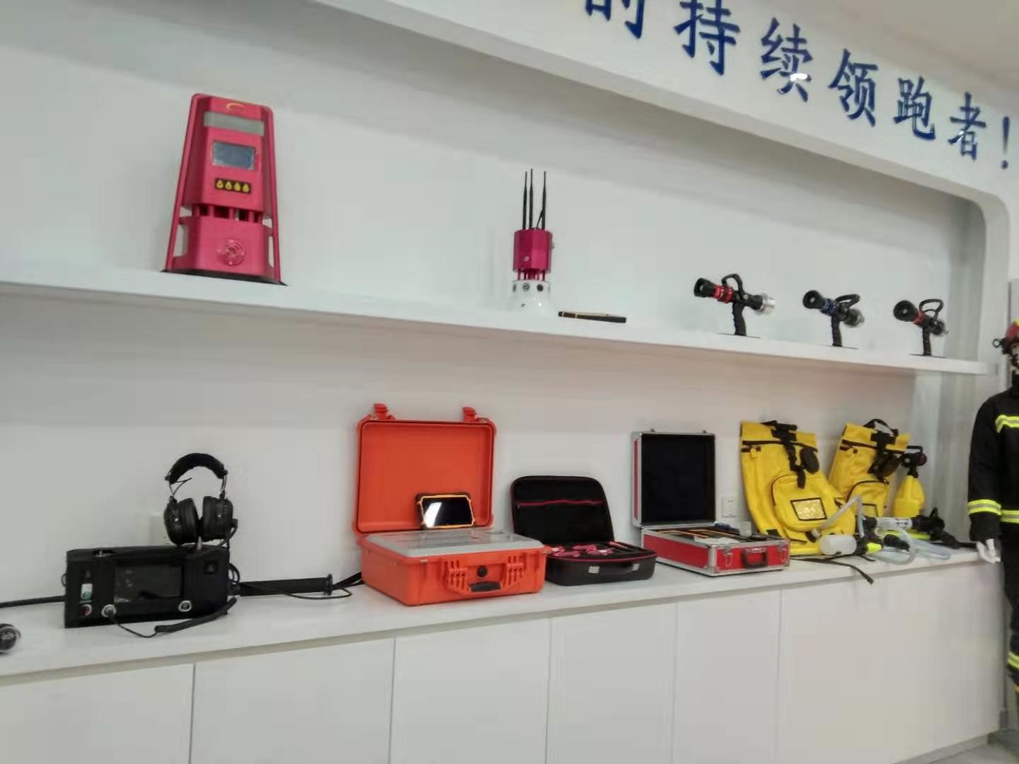 200kg Rescue Load Wireless Remote Controlled Lifebuoy With GPS And Support Positioning System