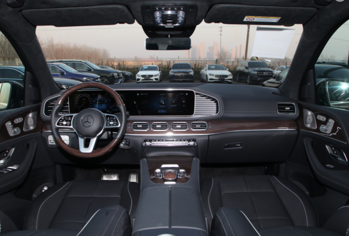 Mercedes-Benz Maybach GLS 2022 Model GLS 480 4MATIC 5 Door 5 seats Large SUV