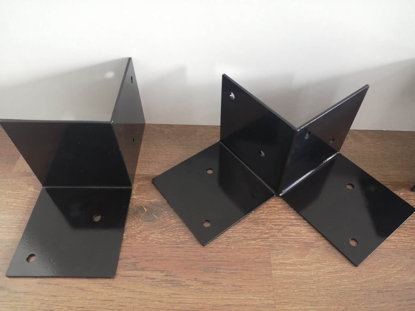 Steel Pergola Brackets 3 Way Corner Bracket for Outdoor Patio Building Materials