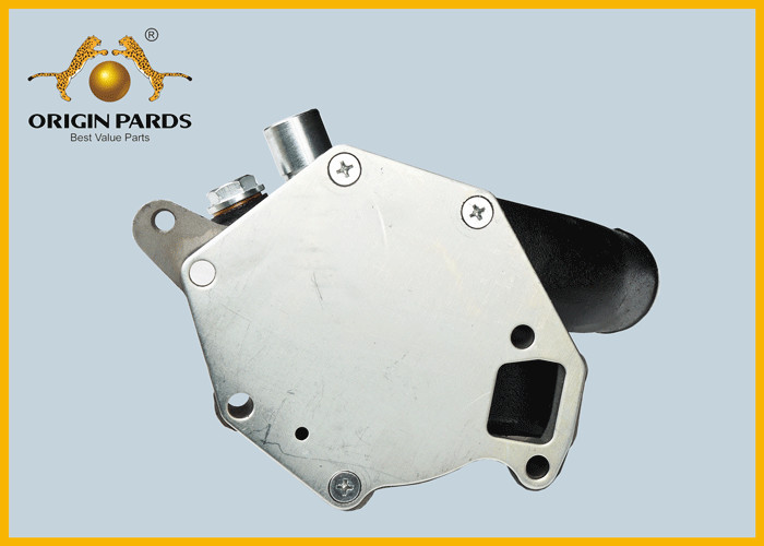 Iron Shell ISUZU FSR Water Pump 1136108190 Diesel Engine With Sliver Pipe