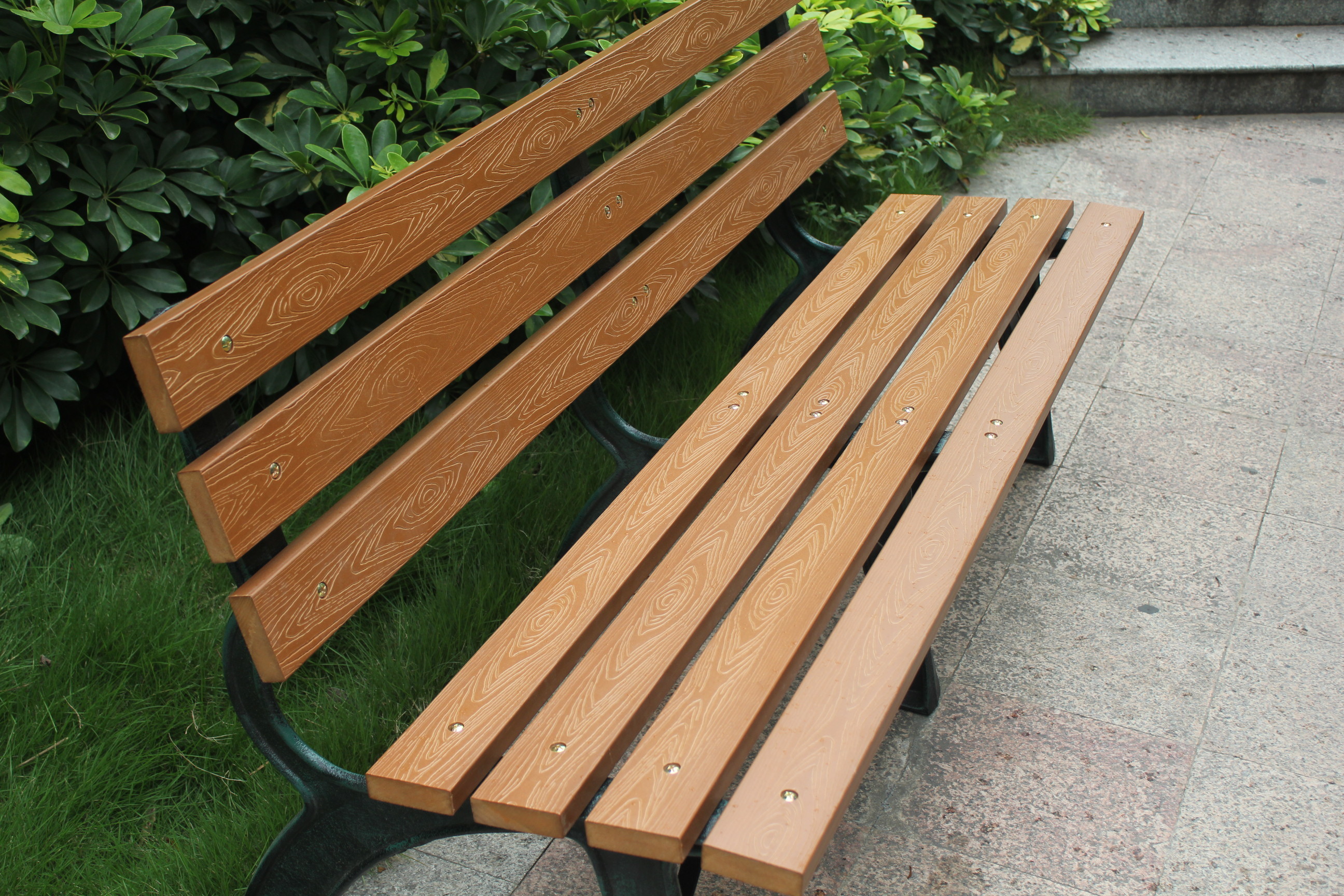 Bao Tuo outdoor thickening of cast iron park chairs lounge chairs red 1.5 meters BTC-042
