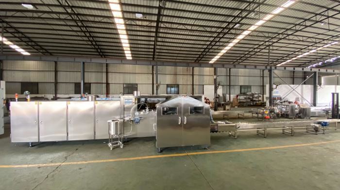 Two Color Tunnel Ice Cream Cone Making Machine For Corn