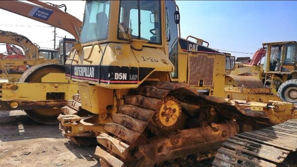 D5M LGP 2010 Bulldozer for sale construction equipment used tractors amphibious