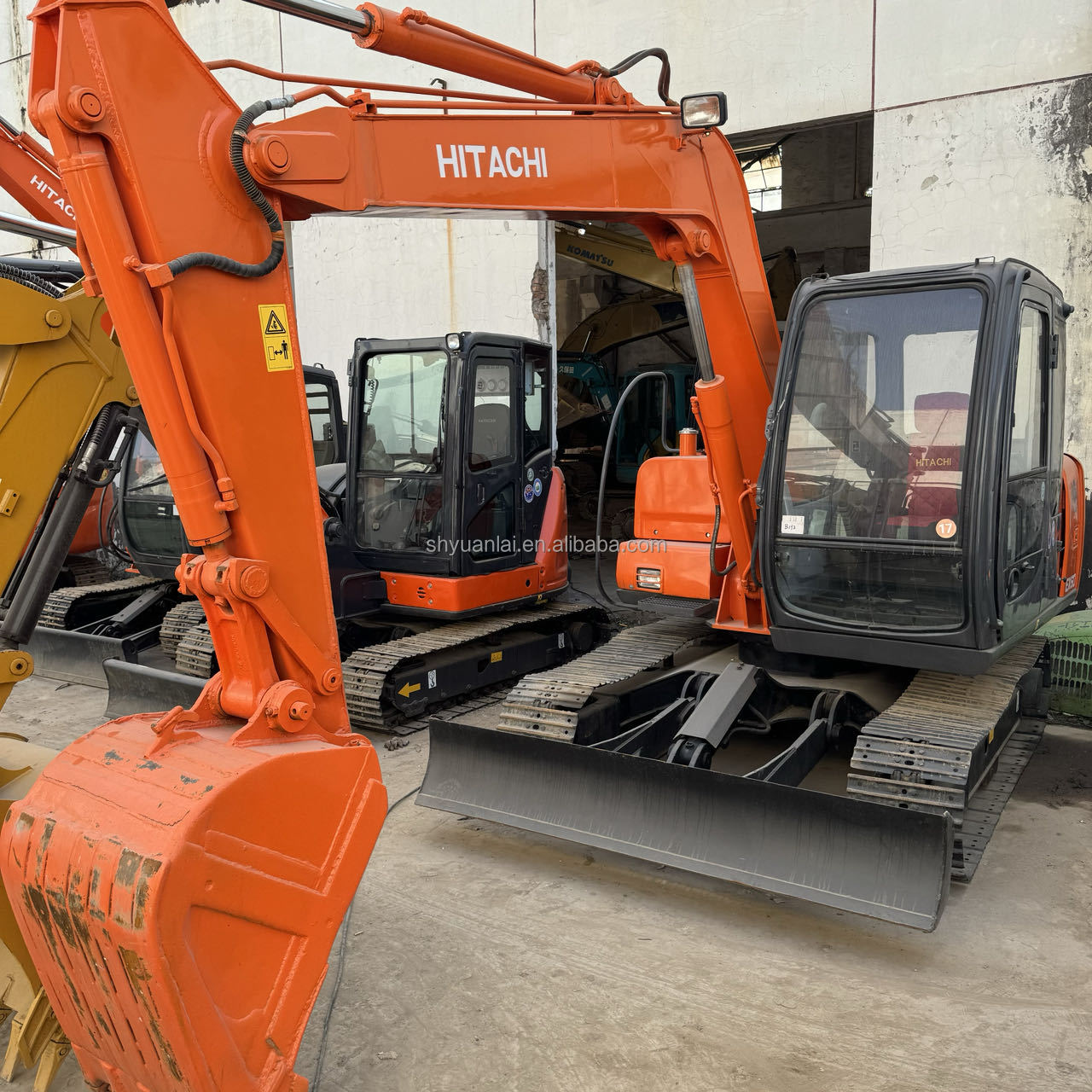 Hitachi EX60 Mini Small Digger Excavator Original Japan 6000kg Whatsapp 8617821713077